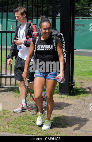 Heather Watson lascia la formazione, Wimbledon, Londra, 29.06.12 Foto Stock