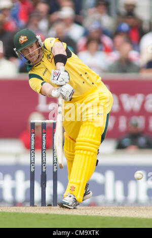 01/07/2012 Londra Inghilterra. Australia George Bailey, batting durante la seconda giornata internazionale della partita di cricket tra Inghilterra e Australia parte della Nat West serie, ha suonato presso il Kia Oval Cricket Ground: Credito: Mitchell Gunn Foto Stock