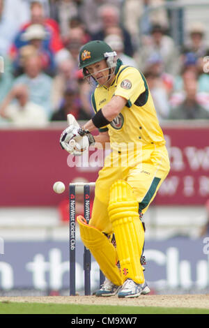 01/07/2012 Londra Inghilterra.Australia George Bailey, batting durante la seconda giornata internazionale della partita di cricket tra Inghilterra e Australia parte della Nat West serie, ha suonato presso il Kia Oval Cricket Ground: Credito: Mitchell Gunn Foto Stock