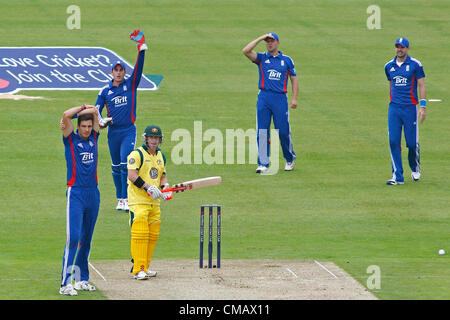 Regno Unito. 07/07/2012 Chester le street, Inghilterra. Durante la quarta internazionale di un giorno tra Inghilterra e Australia e ha suonato presso l'Emirates Cricket Ground: Credito: Mitchell Gunn Foto Stock