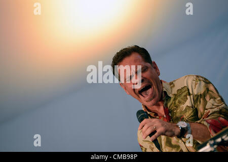 Noi la cantante jazz Kurt vendita esegue durante il 8° Festival Internazionale di Musica prom di Praga, Repubblica Ceca, lunedì 9 luglio 2012. (CTK foto/Katerina Sulova) Foto Stock