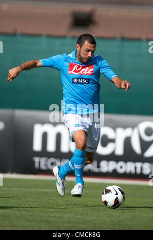 Andrea Dossena (Napoli), 17 luglio 2012 - Calcio : la pre-stagione amichevole tra Napoli 9-0 Solandra a Dimaro Stadium di Dimaro, Italia. (Foto di Maurizio Borsari/AFLO) [0855] Foto Stock