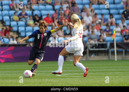 25.07.2012 Coventry, Inghilterra. Aya MIYAMA (Giappone)in azione durante il calcio alle Olimpiadi per donna preliminare gioco tra il Giappone e il Canada dalla città di Coventry Stadium Foto Stock