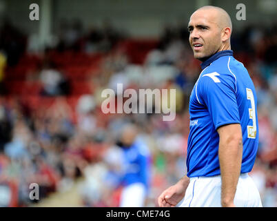 28.07.2012. Cheltenham, Inghilterra. David Murphy in azione durante la pre-stagione amichevole gioco tra Cheltenham e Birmingham dal Business Abbey Stadium. Foto Stock