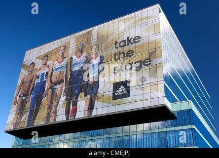 Adidas Team GB pubblicita al Westfield Shopping Center vicino al London 2012 Olympic Park Stratford Londra Regno Unito Foto stock Alamy