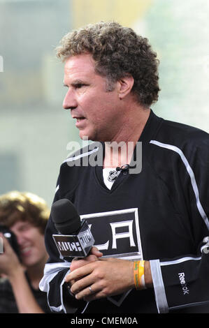 Luglio 30, 2012 - Toronto, Ontario, Canada - Attore Will Ferrell promosso nuovo filmato ''l'Campain'' a New.music.live in studio a Toronto (credito Immagine: © Igor Vidyashev/ZUMAPRESS.com) Foto Stock