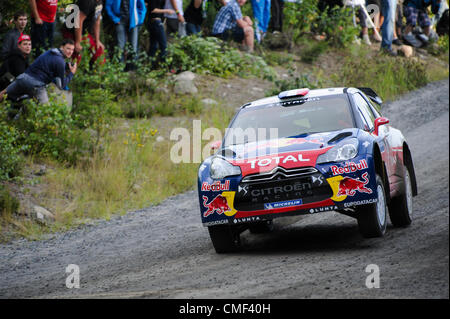 JYVÄSKYLÄ, Finlandia - 1 Agosto: Sébastien Loeb di Francia e Daniel Elena del Monaco competere nel loro Citroen Total World Rally Team Citroen DS3 WRC durante la fase di qualificazione del WRC Rally Finlandia il 1 agosto 2012 a Jyväskylä, Finlandia Foto Stock