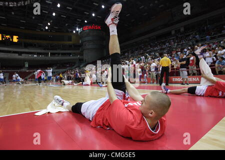 Sopot, Polonia 5th, Agosto 2012 International Sopot Basket Cup a ERGO Arena Sports Hall di Sopot. Polish team warm-up prima della Polonia vs Italia game Foto Stock