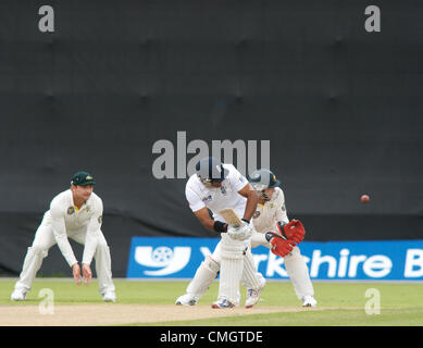 8 agosto 2012. Samit Patel (leoni) gioca alla gamba durante il suo inning di 55 nella prima prova non ufficiale (Agosto 7-10) del tour in Australia 'A' in Inghilterra nel 2012. Old Trafford, Manchester, UK, Day 2 - 08-08-2012. Credito: Giovanni friggitrice / Alamy Live News Foto Stock