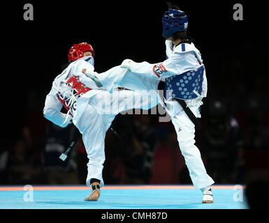 JADE JONES V MAYU HAMADA GRAN BRETAGNA V GIAPPONE EXCELL ARENA Londra Inghilterra 09 Agosto 2012 Foto Stock