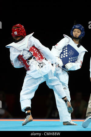 JADE JONES V MAYU HAMADA GRAN BRETAGNA V GIAPPONE EXCELL ARENA Londra Inghilterra 09 Agosto 2012 Foto Stock