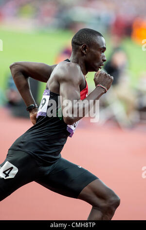 Il 9 agosto 2012. David Rudisha (KEN) vincendo la medaglia d'oro nel mondiale a tempo di record negli uomini 800m a le Olimpiadi estive di Londra, 2012 Foto Stock