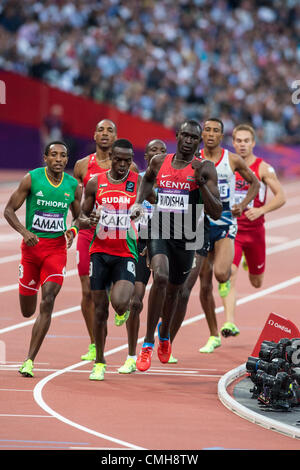 Il 9 agosto 2012. David Rudisha (KEN) vincendo la medaglia d'oro nel mondiale a tempo di record negli uomini 800m a le Olimpiadi estive di Londra, 2012 Foto Stock