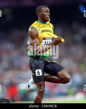 USAIN BOLT GIAMAICA LONDON 2012 Giochi Olimpici, MENS 4X100M FINALL Stratford, Londra, Inghilterra 11 agosto 2012 DIC9316 Foto Stock