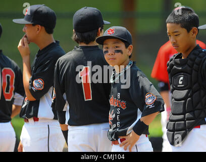 Agosto 13, 2012 - Aberdeen, Maryland, Stati Uniti - Scene dal gioco tra il sud-ovest del Pacifico e Maryland durante il Cal Ripken Babe Ruth World Series di Aberdeen, Maryland il 13 agosto 2012. Il Pacifico sud-ovest ha vinto 14-2 in quattro inning. (Credito Immagine: © Scott Serio/eclipse/ZUMAPRESS.com) Foto Stock