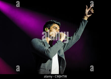Agosto 16, 2012 - Toronto, Ontario, Canada - Membro di anglo-irlandese boy band " Wanted', SIVA KANESWARAN esegue sul palco prima a Molson Amphotheater a KiSS 92,5 Wham Bam a Toronto (credito Immagine: © Igor Vidyashev/ZUMAPRESS.com). Credito: ZUMA Press, Inc. / Alamy Live News Foto Stock