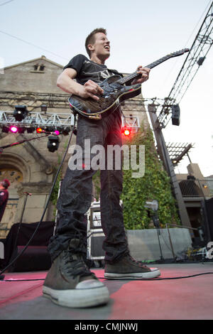 Aug 11, 2012 - Saratoga, California, Stati Uniti d'America - Blues Guitar prodigy Jonny Lang suona dal vivo presso la cantina di montagna. (Credito Immagine: ¬© Jerome Brunet/ZUMA Press) Foto Stock