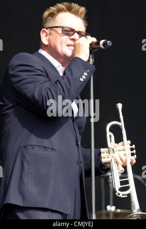 Madness esegue a V Festival Chelmsford, Agosto 19, 2012 a Chelmsford, Regno Unito Foto Stock