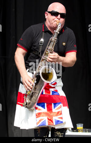 Madness esegue a V Festival Chelmsford, Agosto 19, 2012 a Chelmsford, Regno Unito Foto Stock