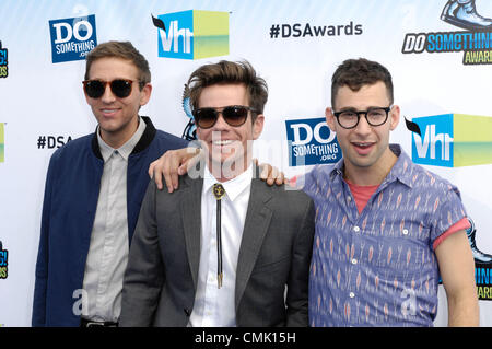 Agosto 20, 2012 - Hollywood, California, Stati Uniti - Divertimento durante il 2012 FARE QUALCOSA awards, tenutasi al Barker Hangar, il 19 agosto 2012, in Santa Monica, California.(Immagine di credito: Â© Michael Germana Globo/foto/ZUMAPRESS.com) Foto Stock