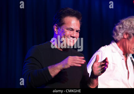 Lincoln, California, USA. 1 novembre 2013. 1 novembre: Cory Lerios di rock band Pablo Cruise esegue al Thunder Valley Casino Resort a Lincoln, la California il 1 novembre 2013 Credit: Randy Miramontez/Alamy Live News Foto Stock