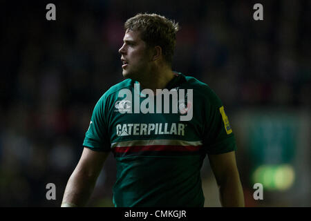 Leicester, Regno Unito. Il 2 novembre 2013. Ed Slater (Leicester Tigers). Azione dalla Aviva Premiership match tra Leicester Tigers e Arlecchini ha giocato a Welford Road, Leicester sabato 2 novembre 2013. Credito: Graham Wilson / Immagini di pipeline/ Alamy Live News Foto Stock