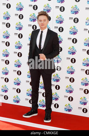 Londra, Regno Unito. Il 3 novembre 2013. Conor Maynard presso la BBC Radio One Teen Awards 2013 gli arrivi al Wembley Arena, Londra - 3 Novembre 2013 © KEITH MAYHEW/Alamy Live News Foto Stock