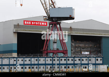 BAE Systems, Govan, Glasgow, Scozia, Regno Unito, mercoledì 6 novembre 2013. BAE Systems Cranes cantiere il giorno in cui sono stati annunciati i tagli di lavoro. Foto Stock