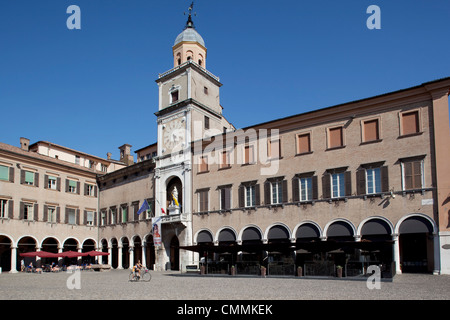 Piazza Grande Torre dell Orologio, Modena, Emilia Romagna, Italia, Europa Foto Stock