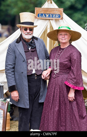 Stati Uniti d'America, Washington, Tacoma. Fort Nisqually museo vivente di storia; avvocato e la moglie si accamparono a 1850s Hudson's Bay fort. (MR) Foto Stock