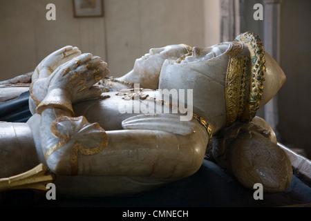 Xv secolo le tombe della famiglia Bardolfo, Dennington chiesa, Suffolk, Inghilterra Foto Stock