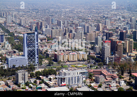 Santiago Cile,Cerro San Cristobal,Terraza Bellavista,vista da,Providencia,vista panoramica,skyline della città,edificio,grattacielo alto grattacielo b Foto Stock