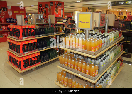 Santiago Chile,Comodoro Arturo Merino Benítez International Airport,SCL,terminal passeggeri,shopping shopper shopping negozi mercati di acquisto Foto Stock