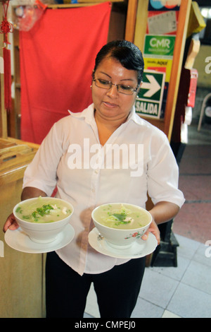 Tacna Peru,Avenida San Martin,quartiere,ristoranti ristoranti ristoranti ristoranti ristorazione caffè, cibo cinese, ristoranti ristoranti ristorazione caffè, Hi Foto Stock