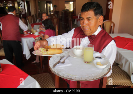 Tacna Peru,Calle Hipólito Unanue,Hotel El Meson,hotel,reception check in reception prenotazioni registro,registrazione alloggio,ristorante r Foto Stock