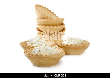 Pasticcini con formaggio morbido isolata su uno sfondo bianco Foto Stock