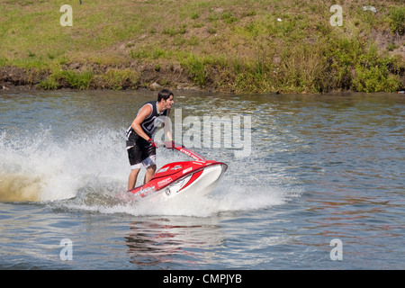 Jet ski stunt dimostrazione presso Market Commons in Myrtle Beach South Carolina USA Foto Stock