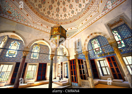 Enderûn libreria o biblioteca di Sultan Ahmed III. Il Palazzo di Topkapi, Istanbul, Turchia Foto Stock