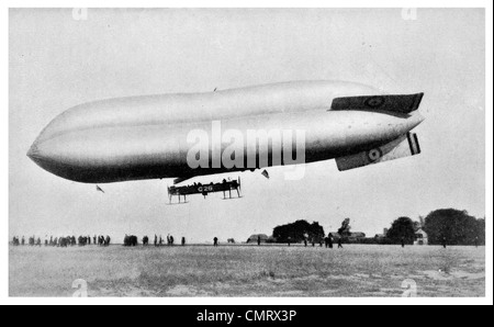 1919 dirigibile costiera sbarcano parte pistola montata Royal Air Force Corps Foto Stock