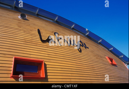 Le Frigate cafe restaurant in St Helier Harbour Jersey Isole del Canale Isole britanniche in Europa Foto Stock