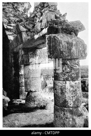 1925 anticamera del Grande Tempio di Kukulcan Foto Stock