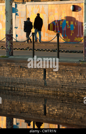 In tarda serata al Wet Quay, Marina di Ipswich, Suffolk, Regno Unito. Foto Stock