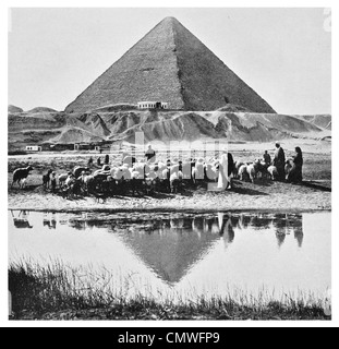 1925 Grande Piramide di Cheope Necropoli di Giza Khufu Sette Meraviglie del Mondo Antico Foto Stock