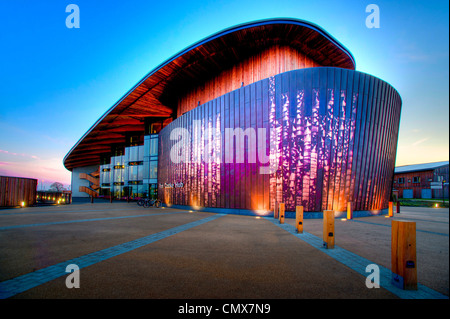 Ron Cooke Hub edificio esterno al tramonto, York Foto Stock