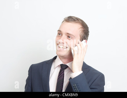 Parlando al telefono Foto Stock