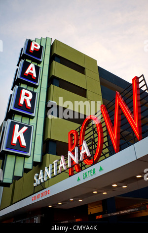 Esclusivo quartiere Santana Row in San Jose, California. Foto Stock