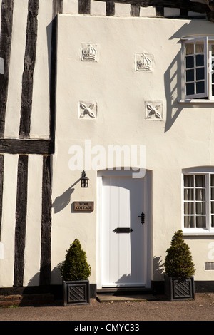 Cottage di Lana, situato sull'estremità della casa Blaize. Case medievali a Lavenham, Suffolk Foto Stock