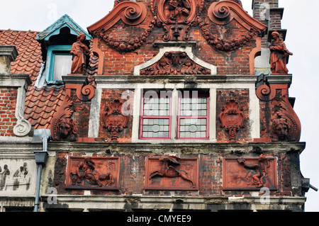 Belgio, Fiandre, Gand, Bistro l'Inferno, facciata decorata Foto Stock