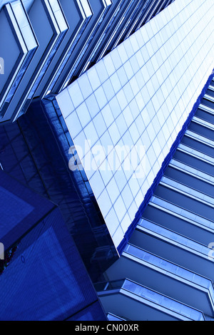 Moderno edificio di uffici, può essere utilizzato come sfondo Foto Stock