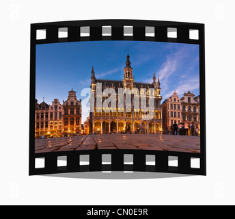 Filmina: Grand Place, la piazza del mercato con il barocco le case delle corporazioni e Kings house, Bruxelles, Belgio, Europa Foto Stock